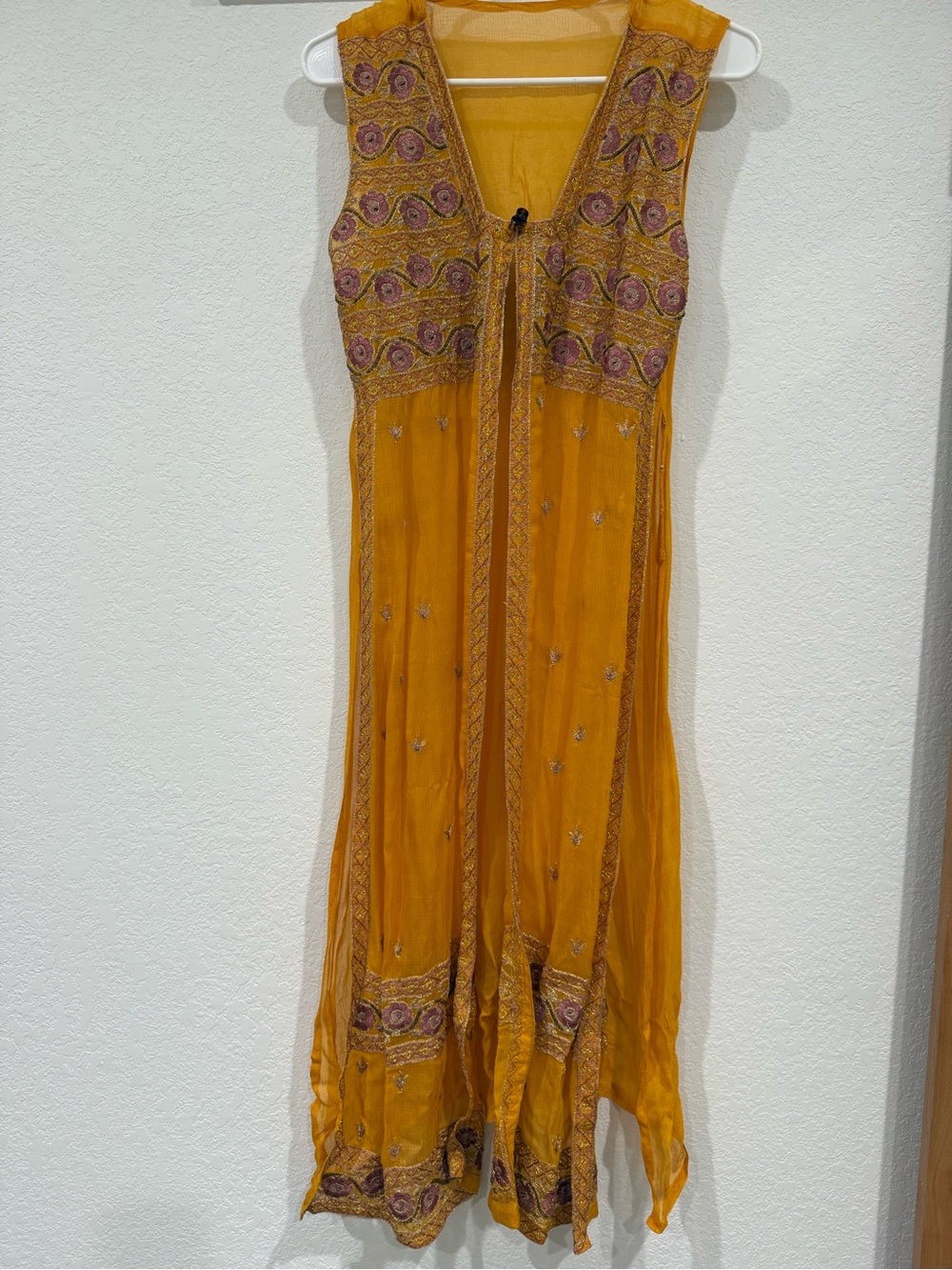 Vintage/Boho/Indian sleeveless mustard yellow long kurta/Jacket